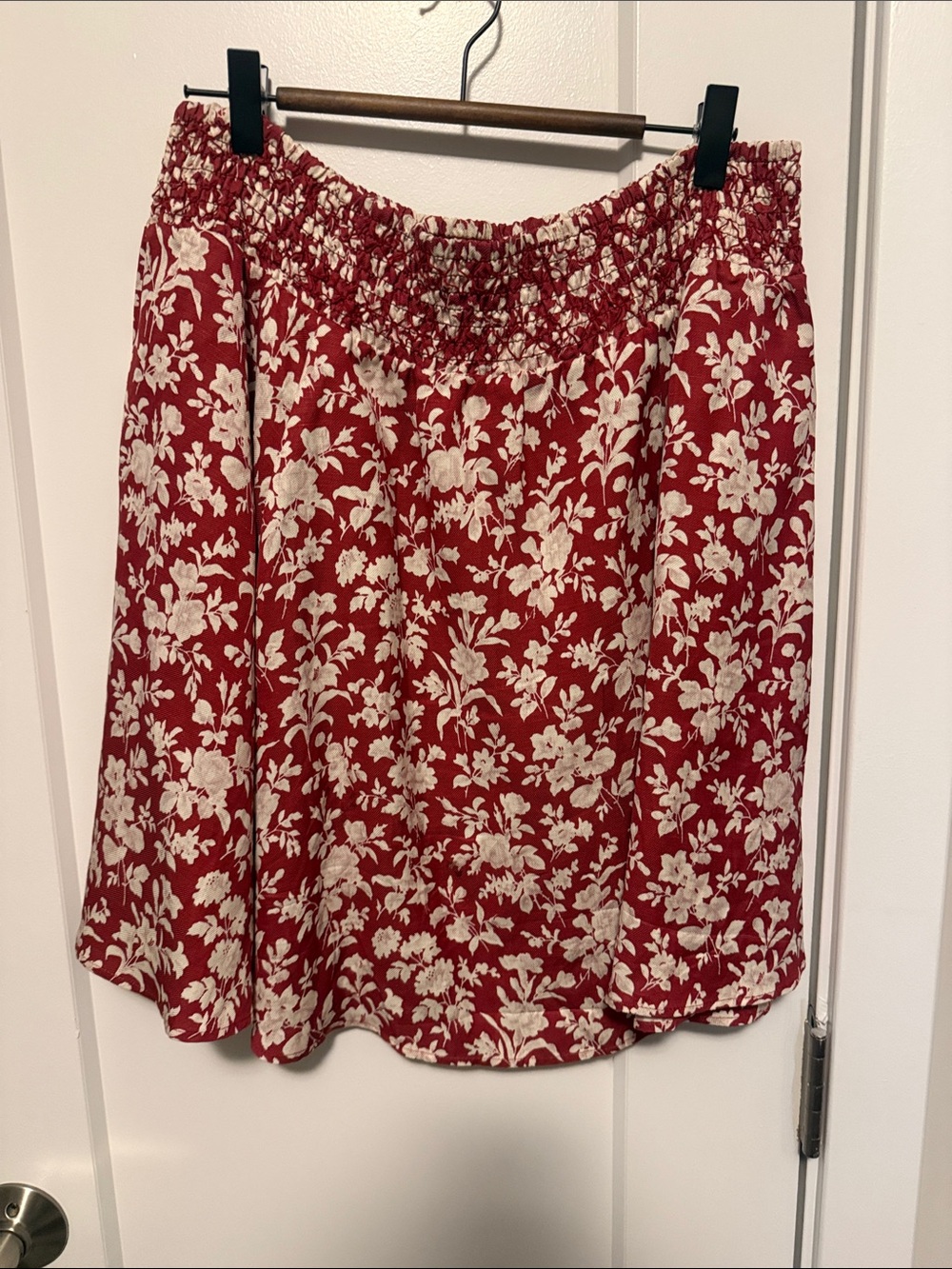 Tuckernuck Floral Pull on Skirt